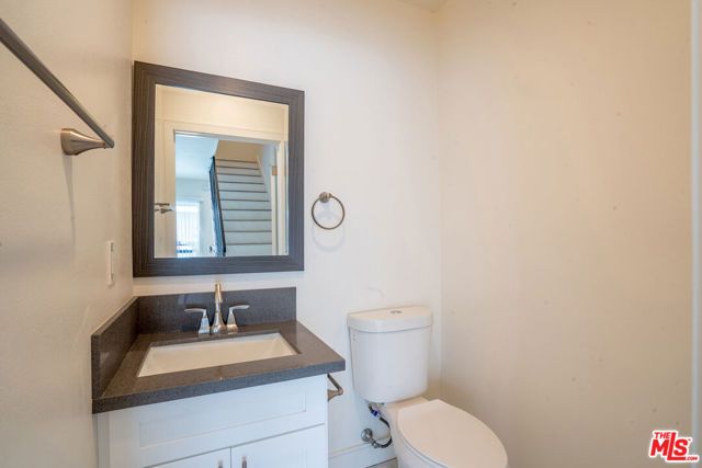 608 N Gramercy Place, Los Angeles, CA 90004