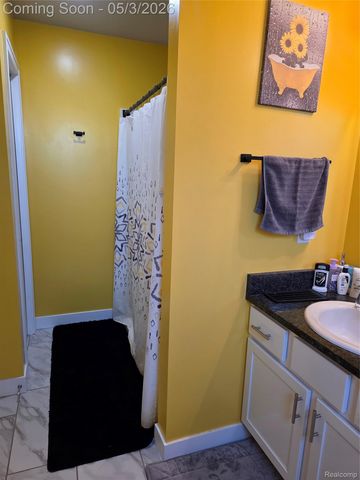 683 Goldfinch Lane, Milan, MI 48160