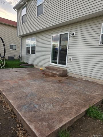 683 Goldfinch Lane, Milan, MI 48160