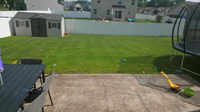 683 Goldfinch Lane, Milan, MI 48160