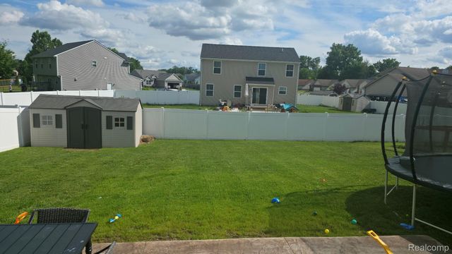 683 Goldfinch Lane, Milan, MI 48160