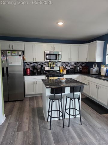 683 Goldfinch Lane, Milan, MI 48160