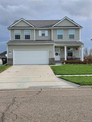 683 Goldfinch Lane, Milan, MI 48160