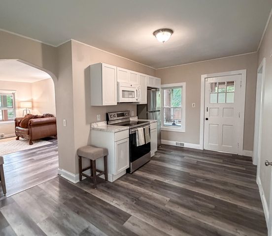 64 Laval Street, Manchester, NH 03102