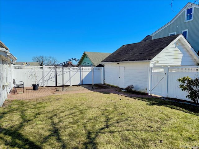 12 Irenhyl Avenue, Port Chester, NY 10573