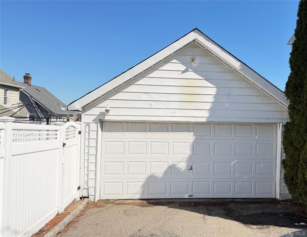 12 Irenhyl Avenue, Port Chester, NY 10573