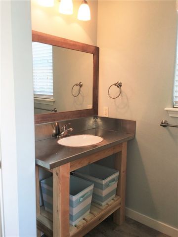 1690 W Neptune Street, Fayetteville, AR 72701