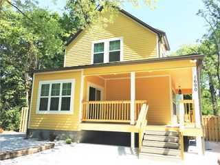 1690 W Neptune Street, Fayetteville, AR 72701