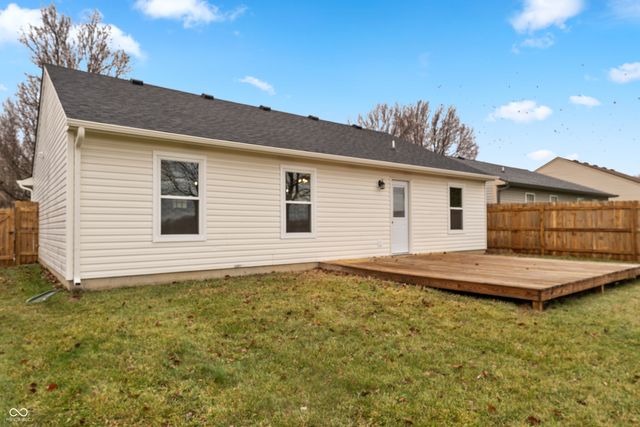 5839 Prairie Meadow Drive, Indianapolis, IN 46221