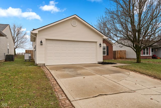 5839 Prairie Meadow Drive, Indianapolis, IN 46221