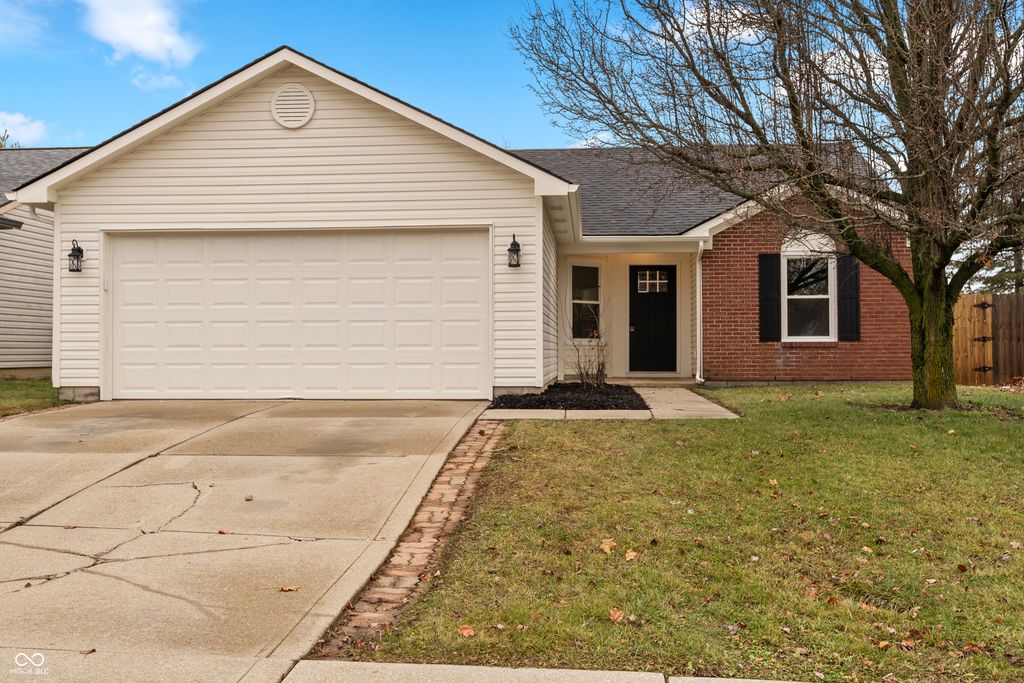 5839 Prairie Meadow Drive, Indianapolis, IN 46221
