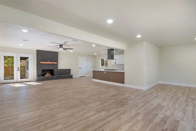 1212 Willow Glen Drive, Dallas, TX 75232