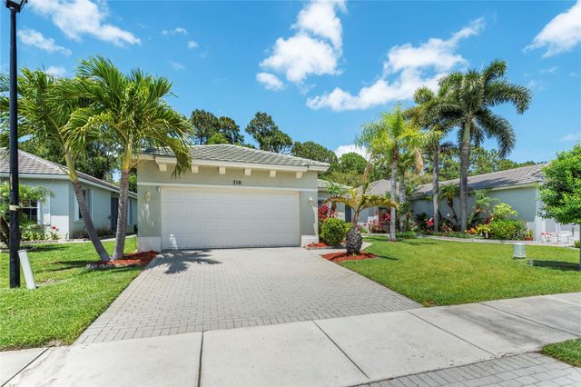 710 SW Rocky Bayou Ter, Port St Lucie, FL 34986