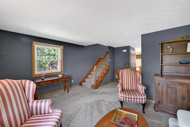 207 N Brookwood Drive, Mount Horeb, WI 53572