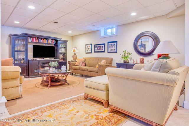 96 Ely Street, Coxsackie, NY 12051