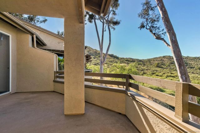 7366 Mission Trails Dr 104, Santee, CA 92071