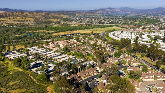 7366 Mission Trails Dr 104, Santee, CA 92071