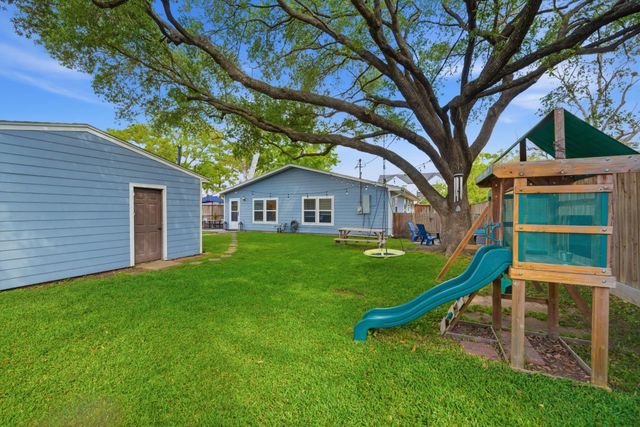 1925 Althea Drive, Houston, TX 77018