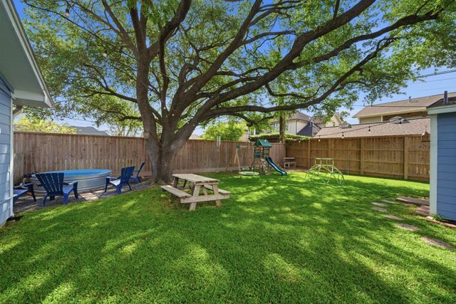 1925 Althea Drive, Houston, TX 77018