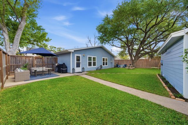 1925 Althea Drive, Houston, TX 77018