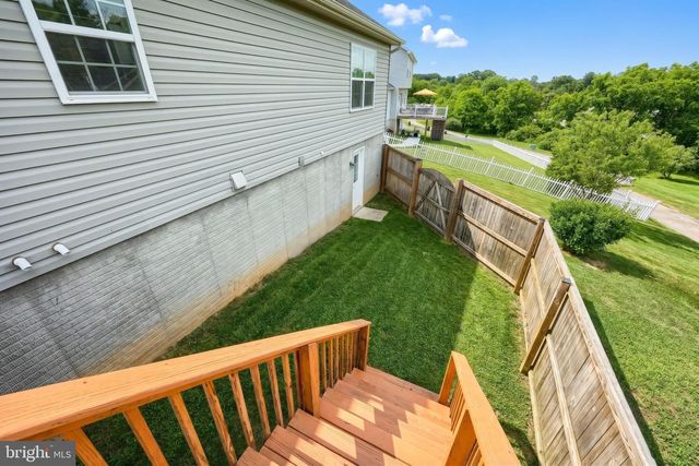 920 FRIAR RUN, Hanover, PA 17331