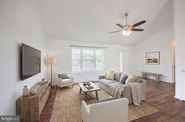 920 FRIAR RUN, Hanover, PA 17331