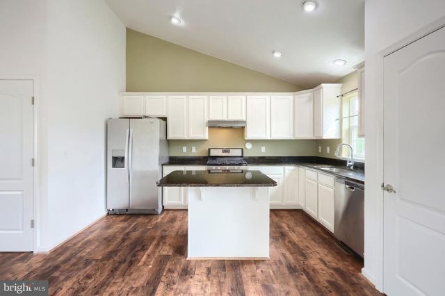 920 FRIAR RUN, Hanover, PA 17331