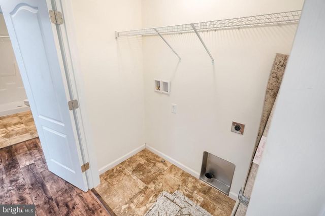 920 FRIAR RUN, Hanover, PA 17331