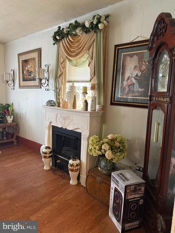 2877 HARRISON AVE, Camden, NJ 08105