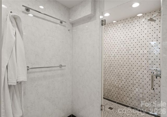 1300 Queens Road, Charlotte, NC 28207