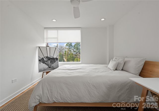 1300 Queens Road, Charlotte, NC 28207