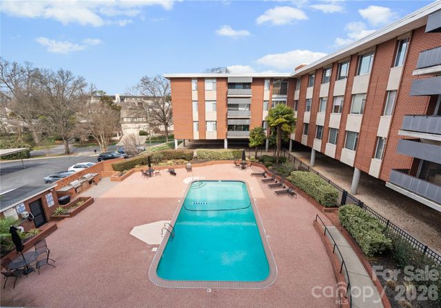 1300 Queens Road, Charlotte, NC 28207