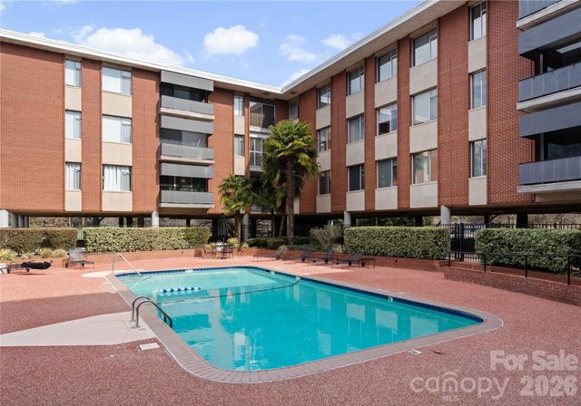 1300 Queens Road, Charlotte, NC 28207