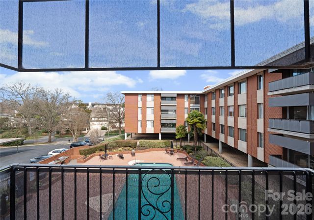 1300 Queens Road, Charlotte, NC 28207