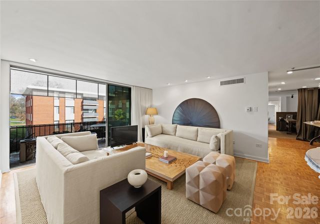 1300 Queens Road, Charlotte, NC 28207