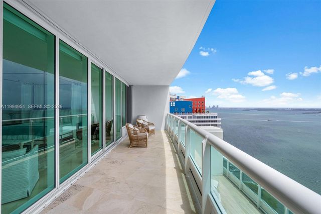 1643 Brickell Ave 2805, Miami, FL 33129