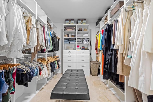 1643 Brickell Ave 2805, Miami, FL 33129