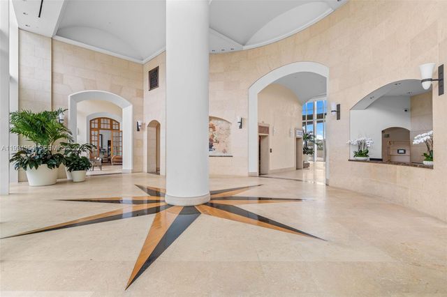 1643 Brickell Ave 2805, Miami, FL 33129