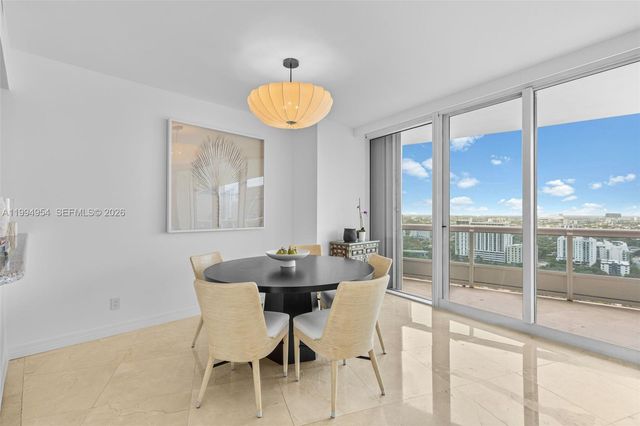 1643 Brickell Ave 2805, Miami, FL 33129