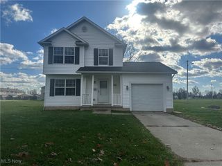 9598 Greenmeadow Road, Windham, OH 44288