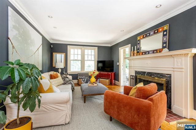 85 Hawthorne Avenue, Glen Ridge, NJ 07028