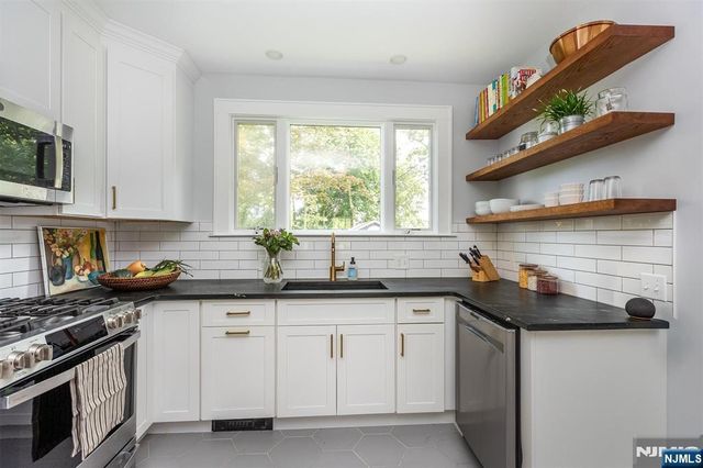 85 Hawthorne Avenue, Glen Ridge, NJ 07028