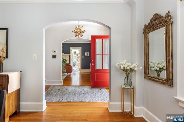 85 Hawthorne Avenue, Glen Ridge, NJ 07028