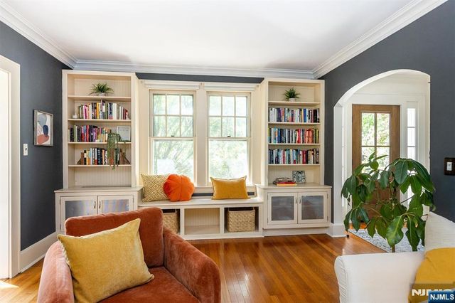 85 Hawthorne Avenue, Glen Ridge, NJ 07028