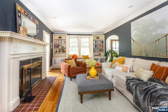 85 Hawthorne Avenue, Glen Ridge, NJ 07028