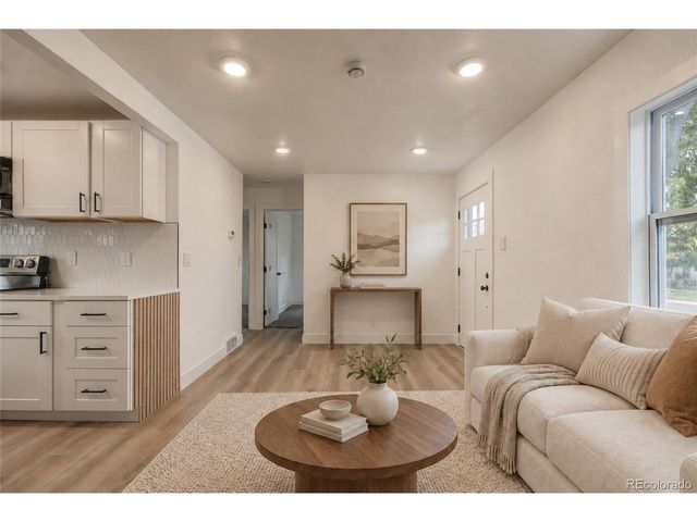 4527 W 3rd Ave, Denver, CO 80219