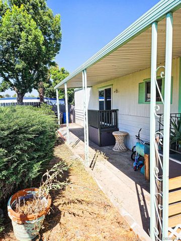 400 Greenfield Dr SPC 122, El Cajon, CA 92021