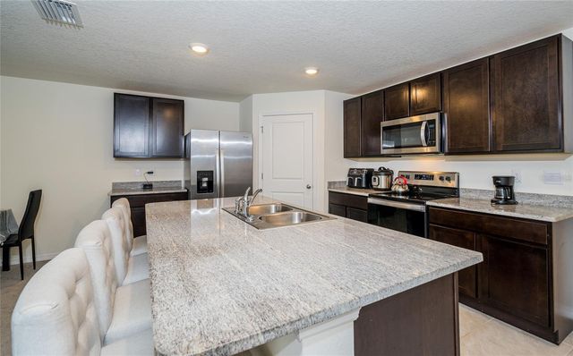 7590 BROAD POINTE DRIVE, Zephyrhills, FL 33540