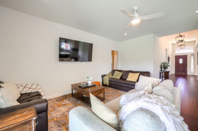 5225 Alec Drive, Garland, TX 75043