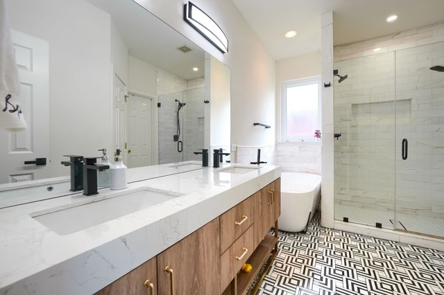 5225 Alec Drive, Garland, TX 75043